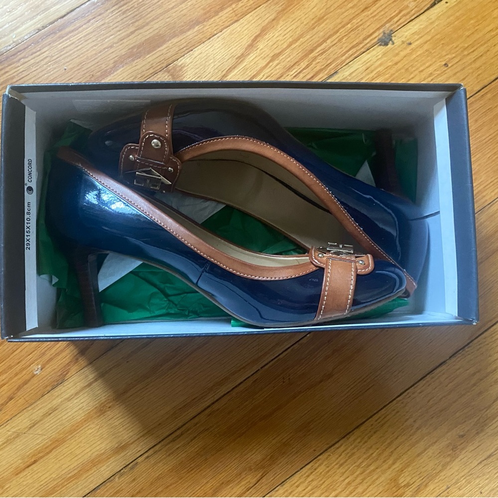 Tommy Hilfiger Woman’s Kaira High Heel Pumps Dark Blue